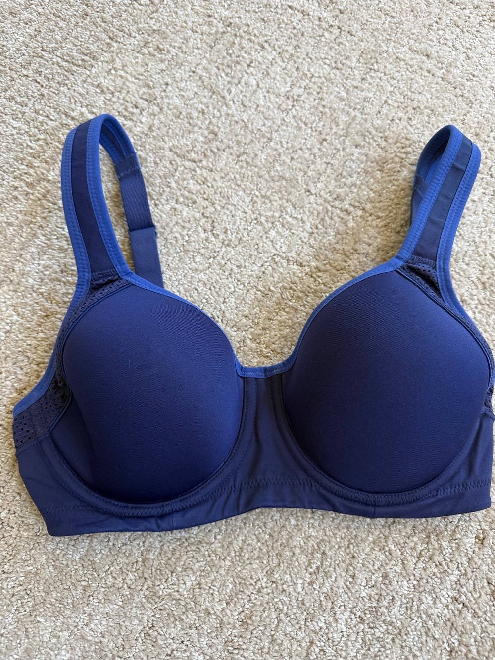 Wacoal Underwire Sports Bra size 34C